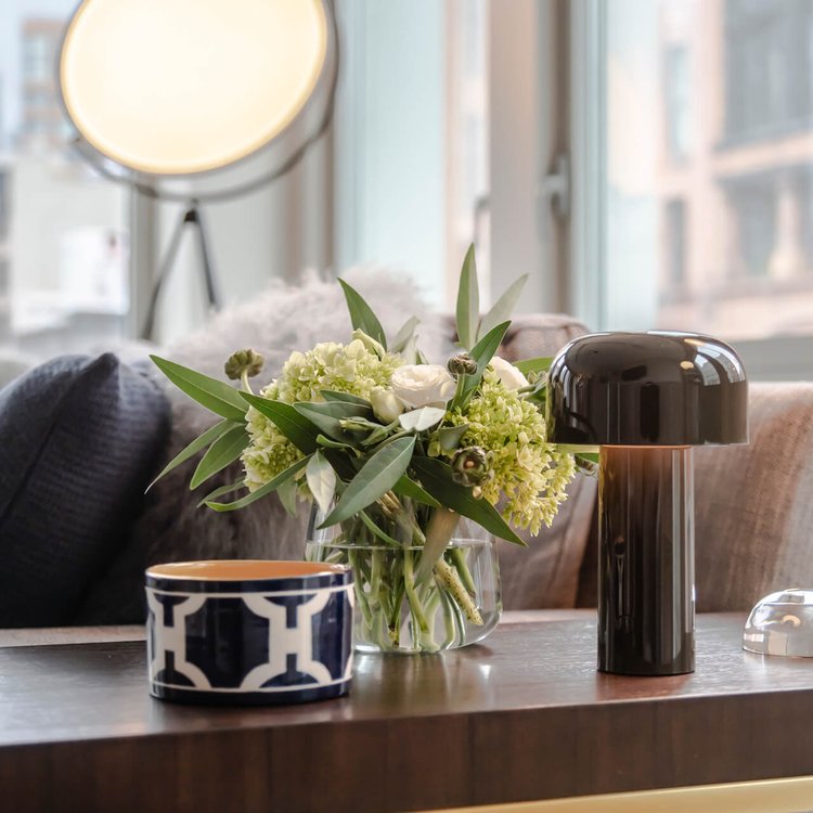 Rechargeable LED Table Lamp – Compact Modern Design