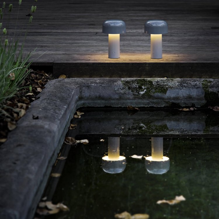 Rechargeable LED Table Lamp – Compact Modern Design